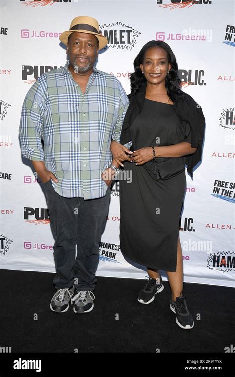 wendell pierce net worth|wendell pierce girlfriend.